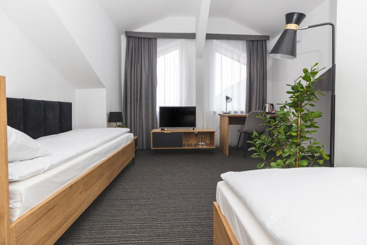 Hotel Akwawit 莱什诺 外观 照片